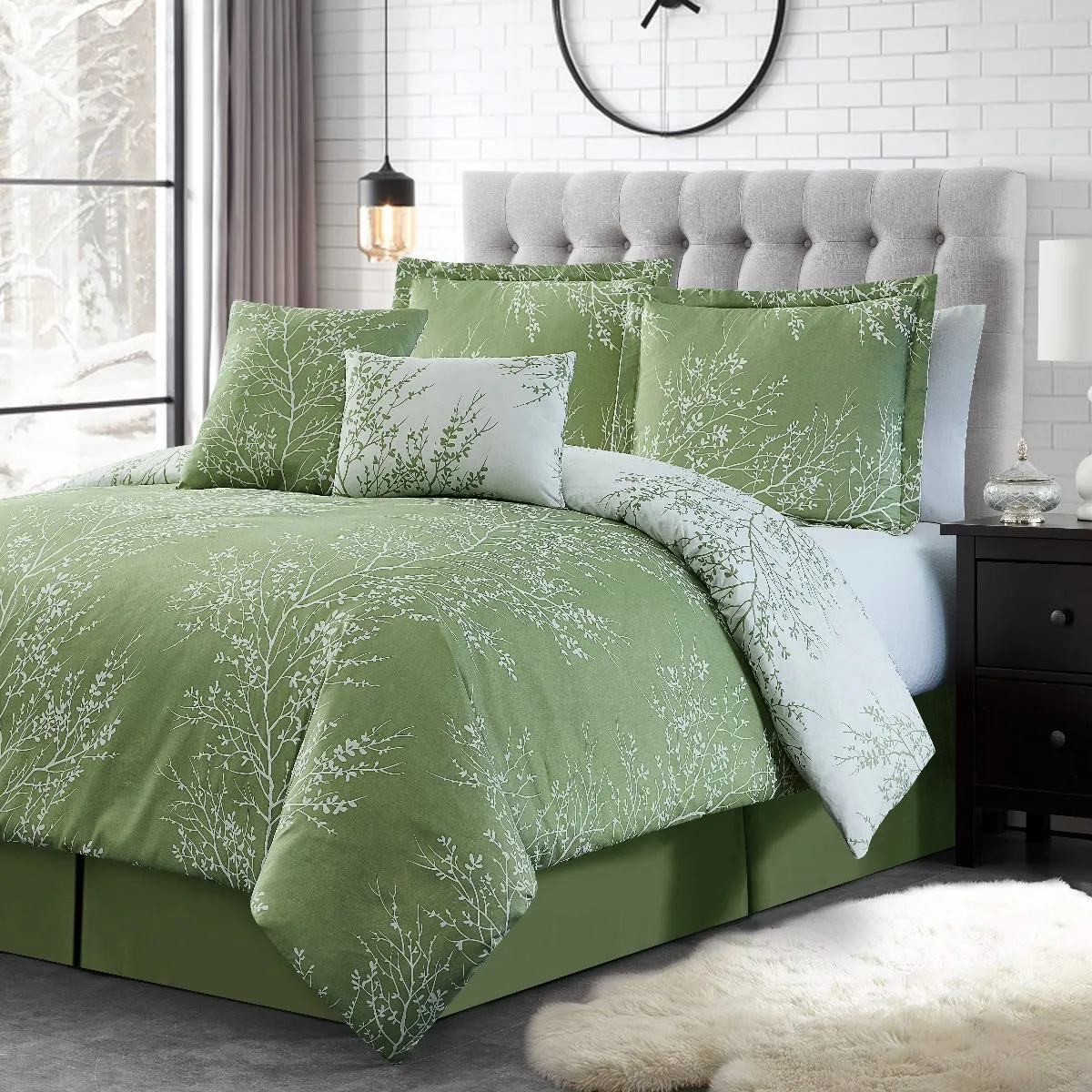 Foliage Reversible Comforter Set   Two Free Sham Pillows