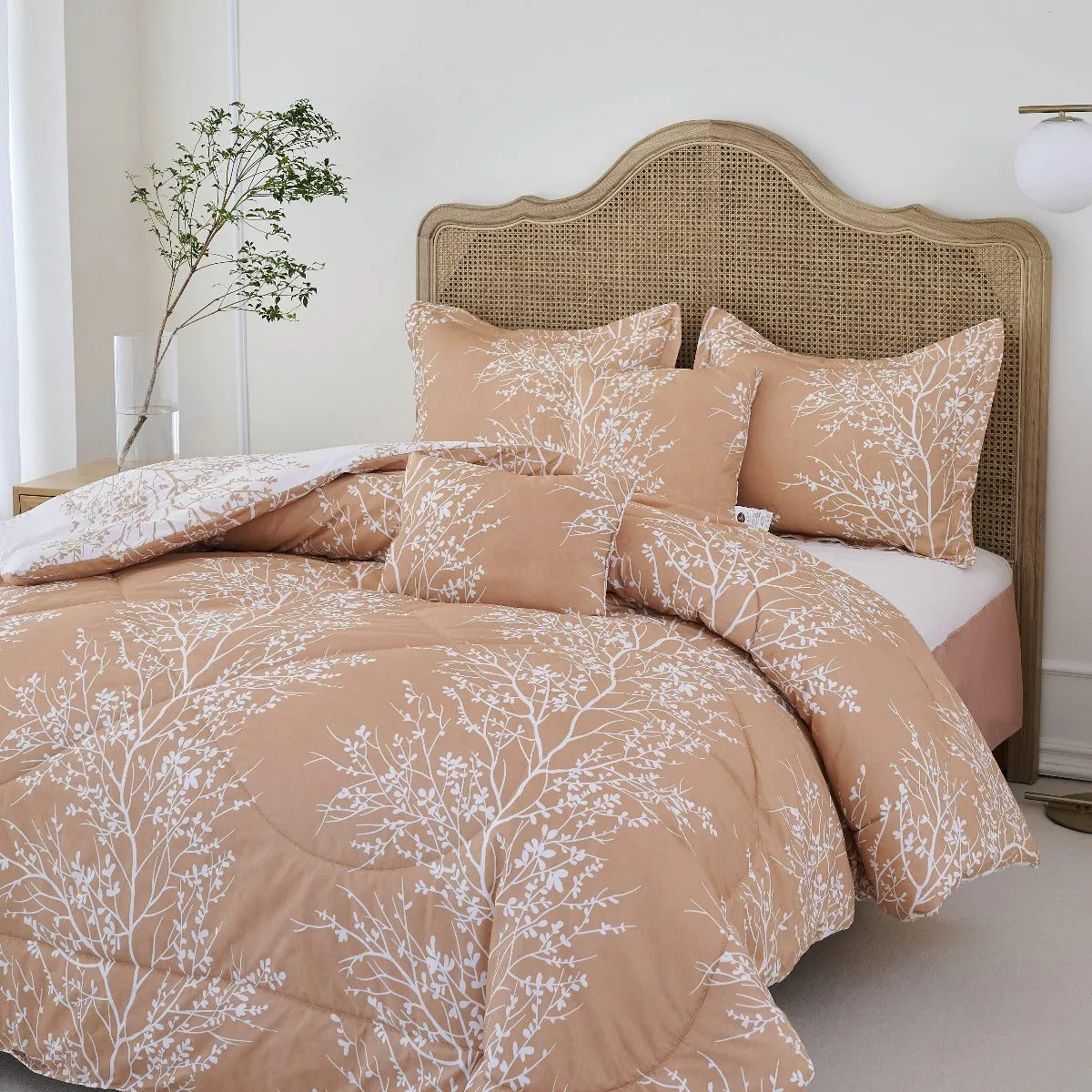 Foliage Reversible Comforter Set   Two Free Sham Pillows