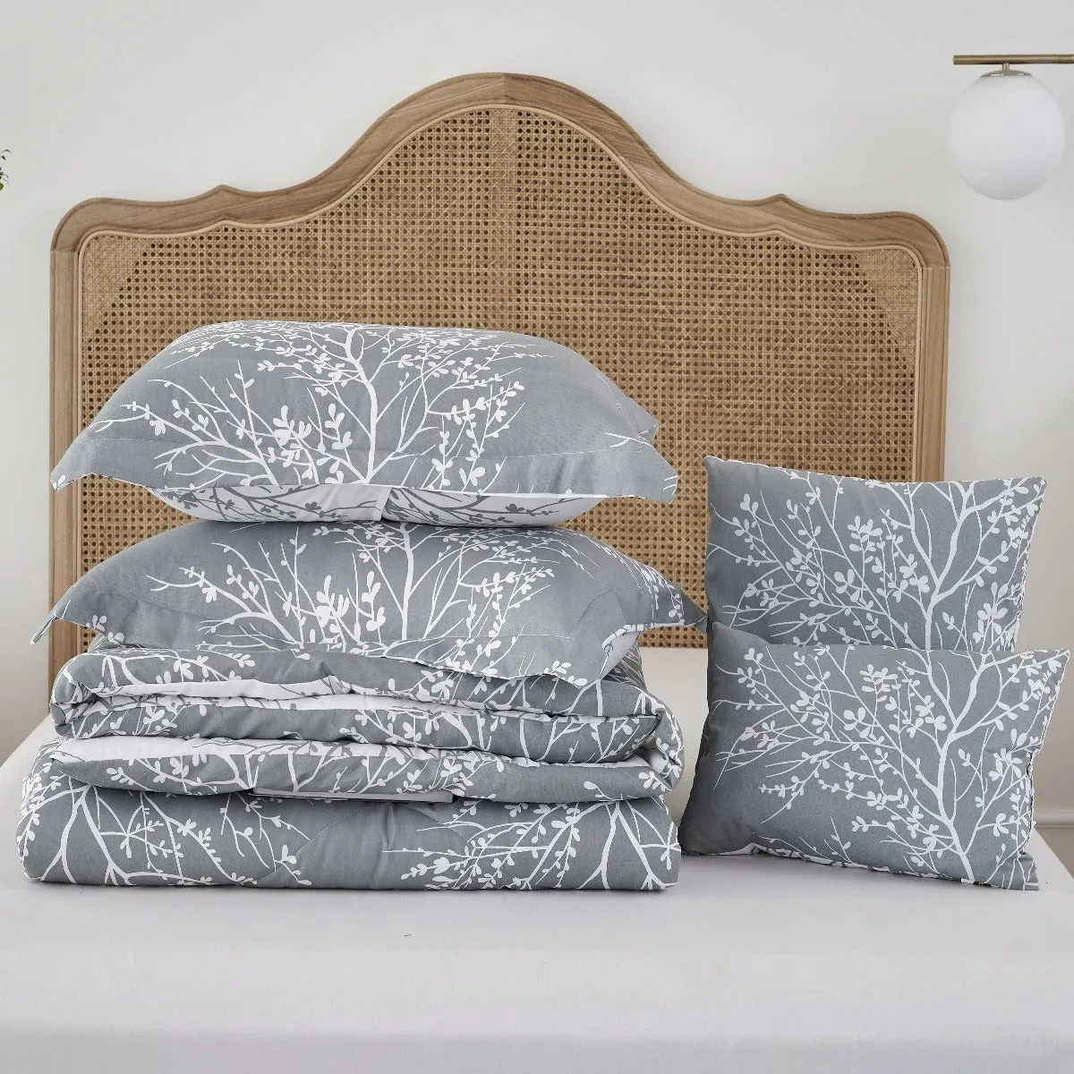 Foliage Reversible Comforter Set   Two Free Sham Pillows