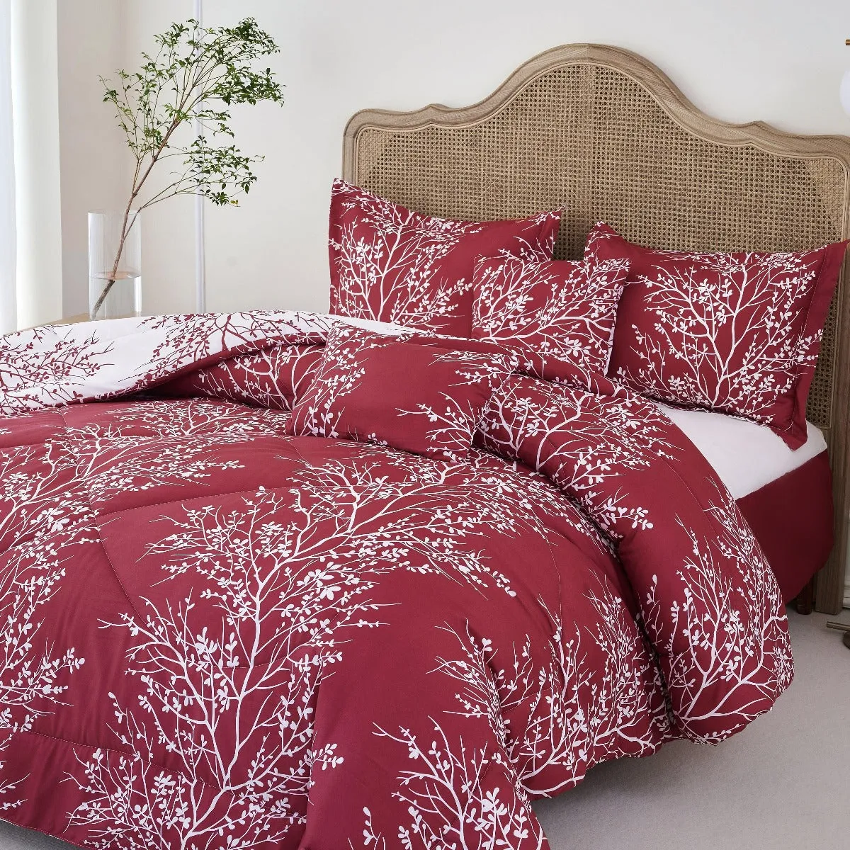 Foliage Reversible Comforter Set   Two Free Sham Pillows