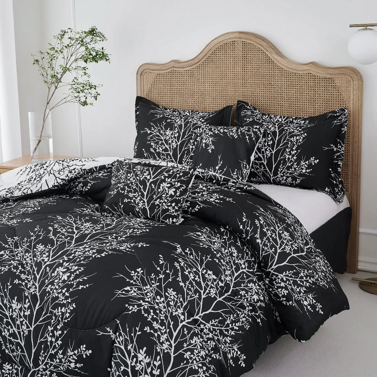 Foliage Reversible Comforter Set   Two Free Sham Pillows