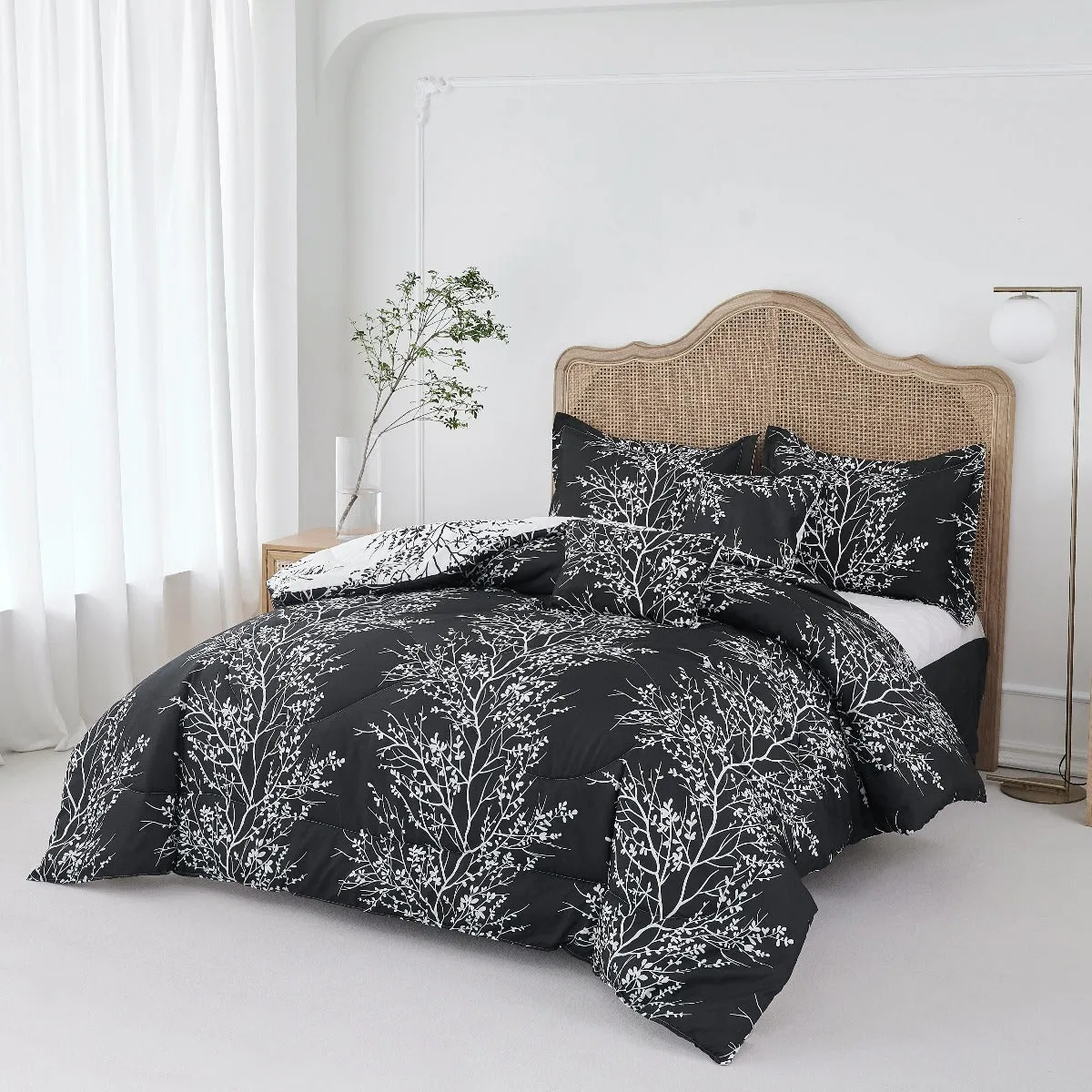 Foliage Reversible Comforter Set   Two Free Sham Pillows