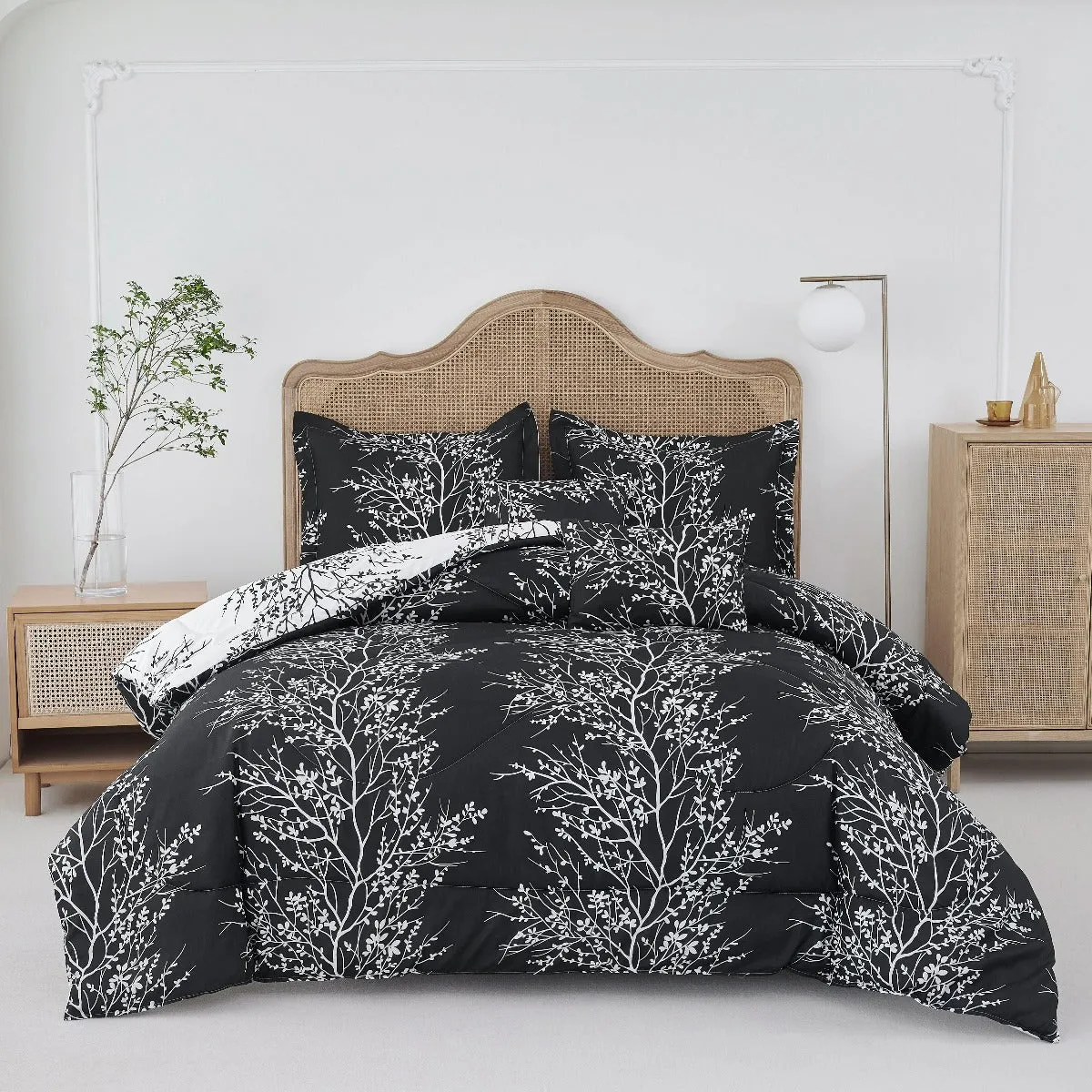 Foliage Reversible Comforter Set   Two Free Sham Pillows