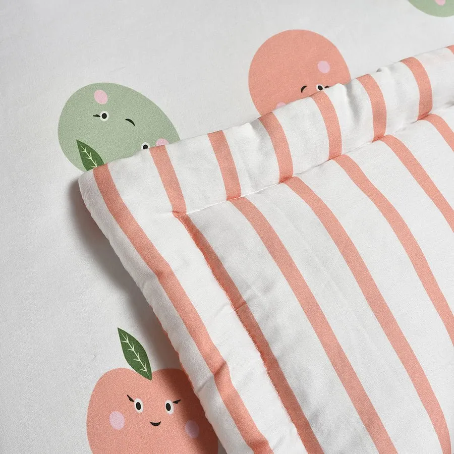 Fruits Apple Cot Woven Comforter