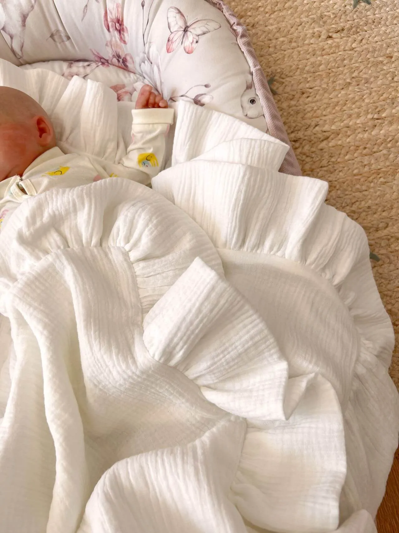 Light Organic Muslin Baby Blanket with a frill - Cream