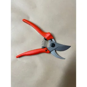 LOWE 14 - Compact Bypass Pruner - Easy to Handle