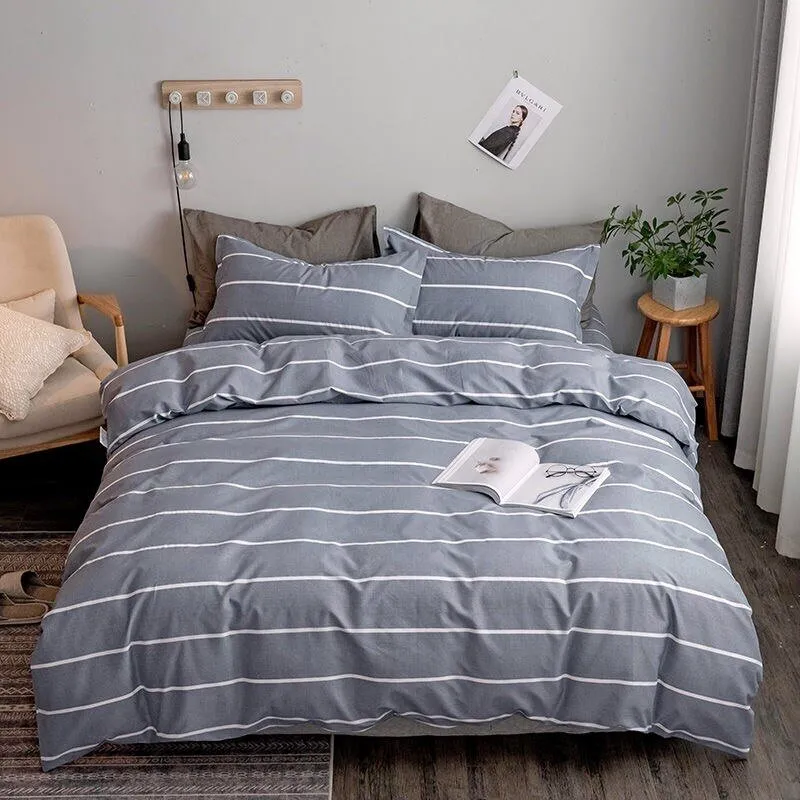 Luxury Bedding Set with King Size Duvet Cover and Geometric Print