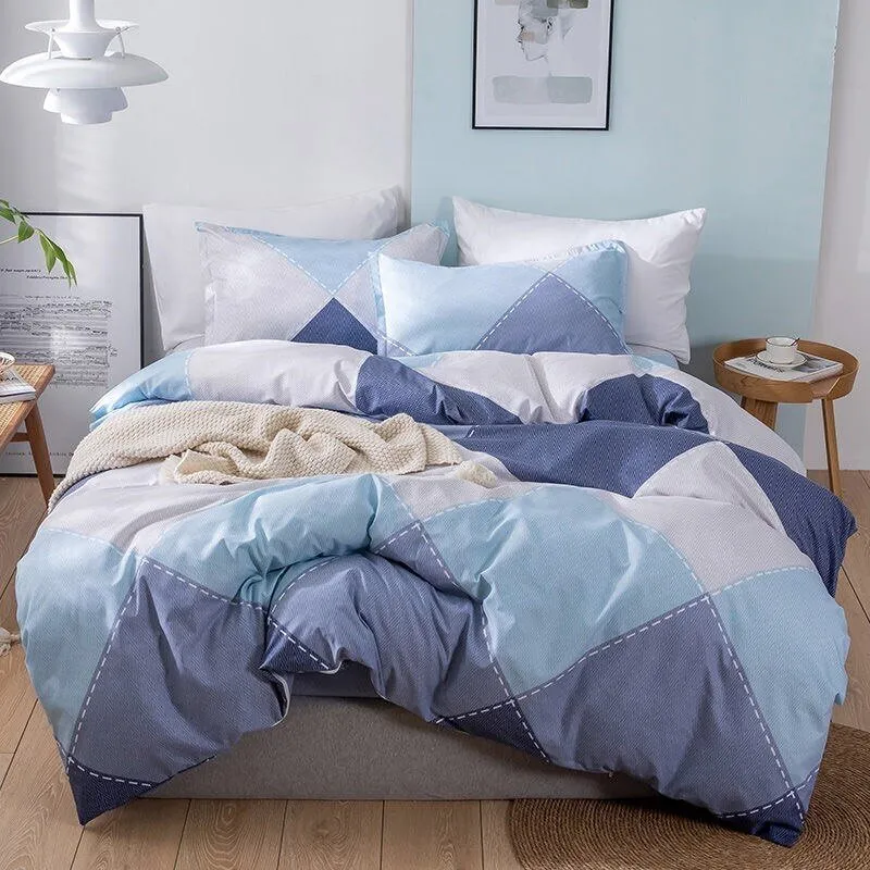 Luxury Bedding Set with King Size Duvet Cover and Geometric Print