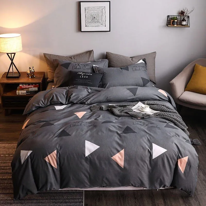 Luxury Bedding Set with King Size Duvet Cover and Geometric Print