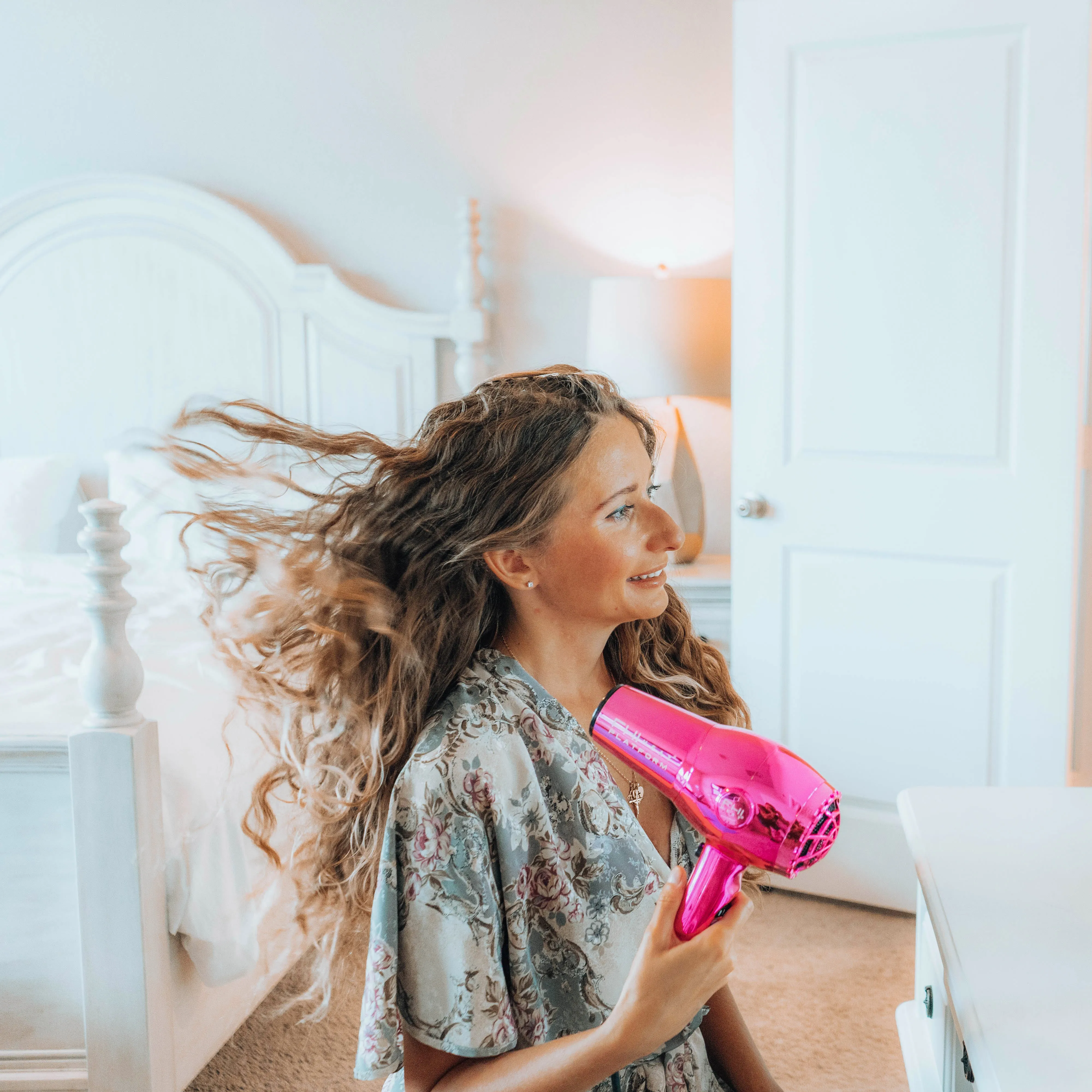 Platform 1900 Nano Lite Pro Hair Dryer: Pink Chrome