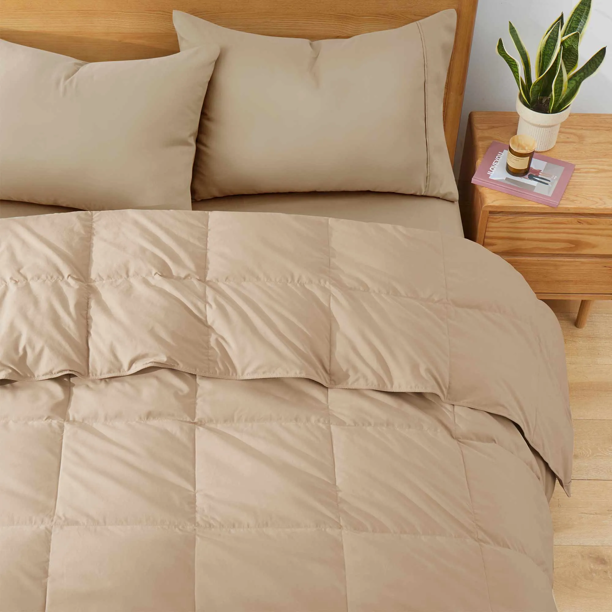 Puredown Feather and Down Comforter