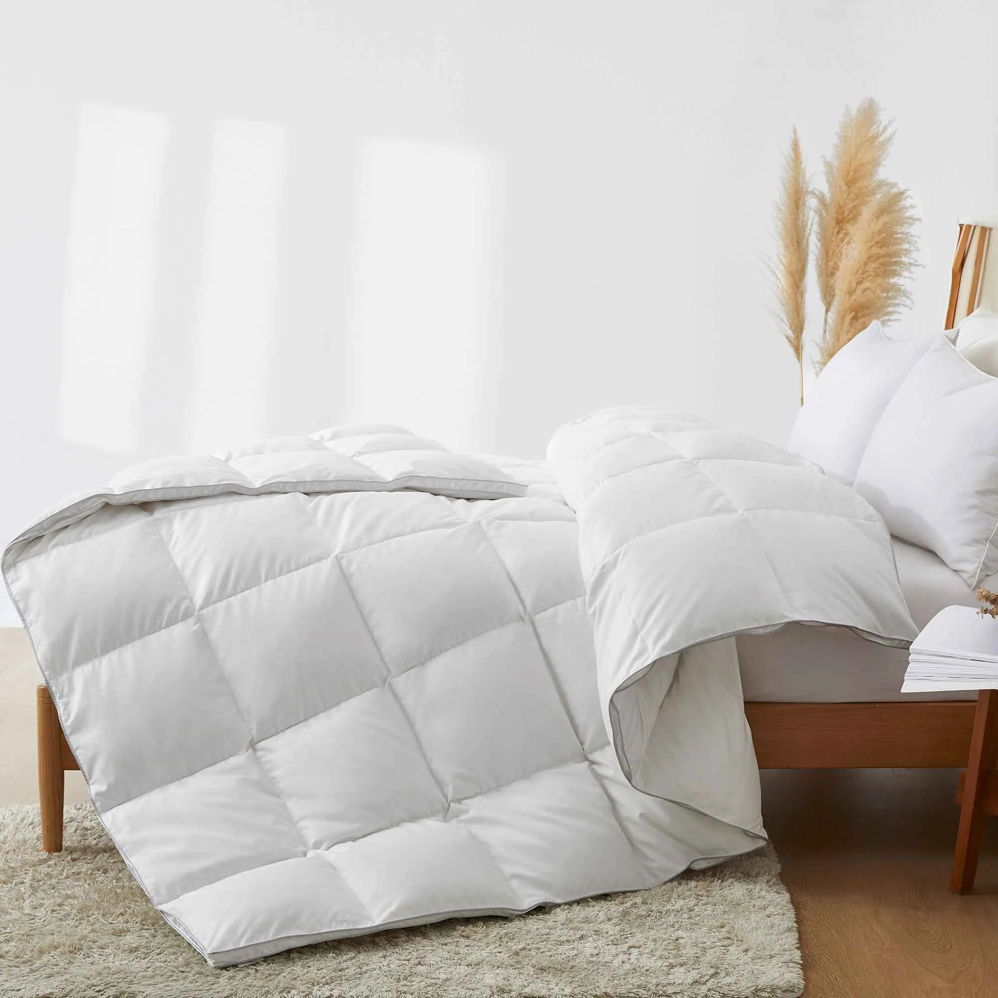 Puredown Feather and Down Comforter