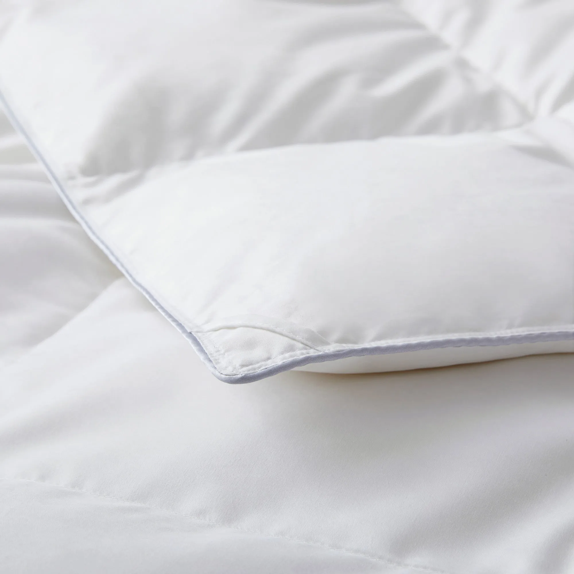 Puredown Feather and Down Comforter