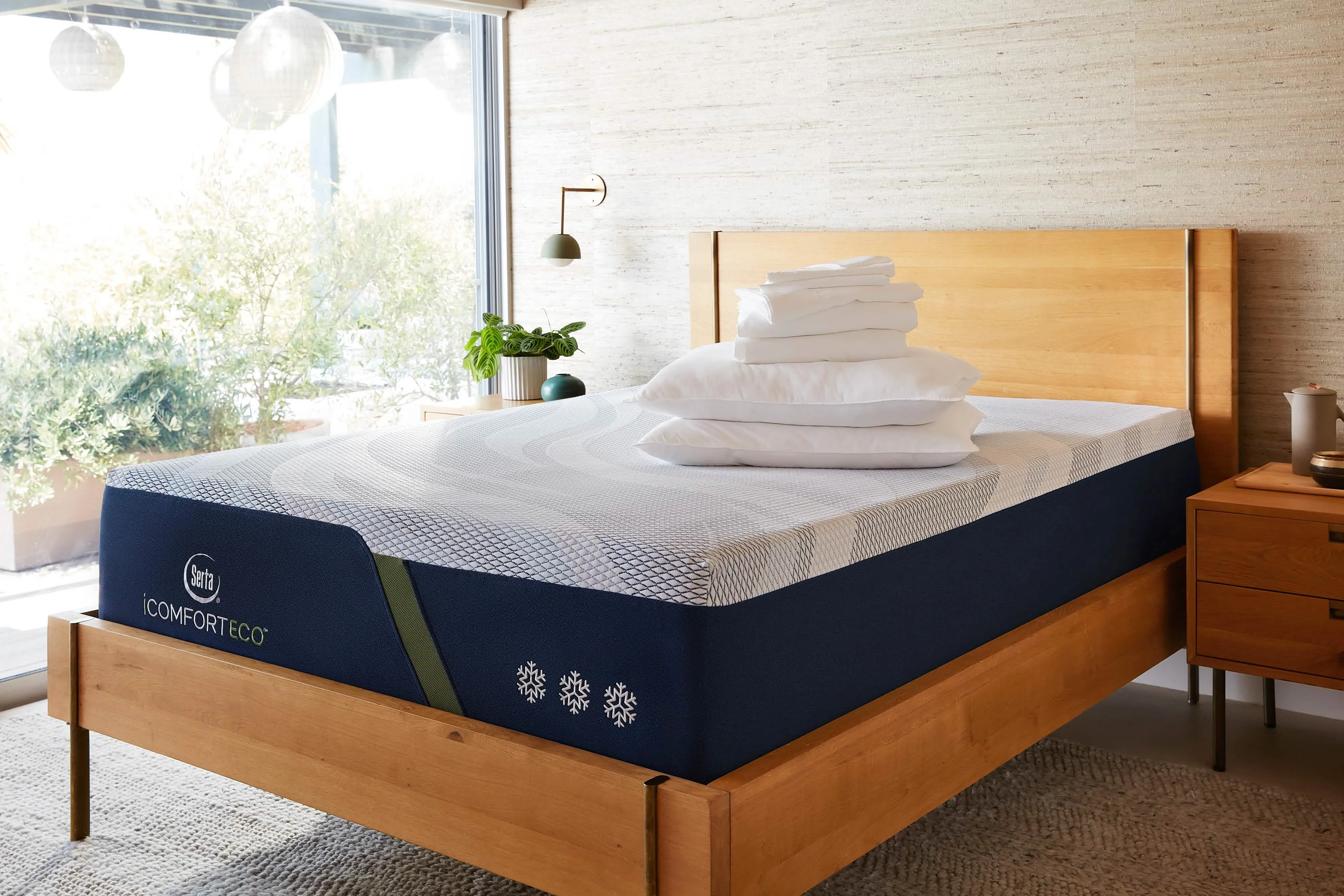 Serta iComfortECO Fusion 30 13.5" Firm Mattress