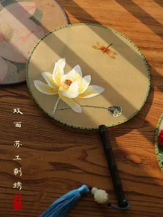 Suzhou Embroidery Hand-made Double-sided Embroidery Fan Chinese Style Sandalwood Real Silk Palace Fan 0055